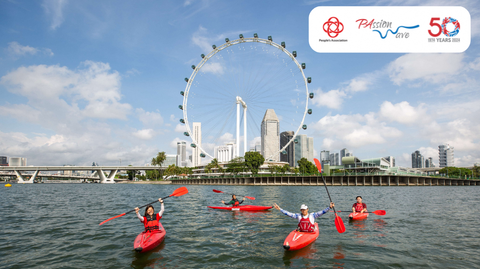 kayaking at singapore flyer